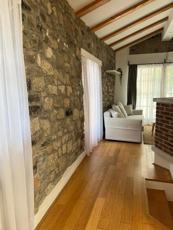 Guesthouse 45 Dutovlje エクステリア 写真